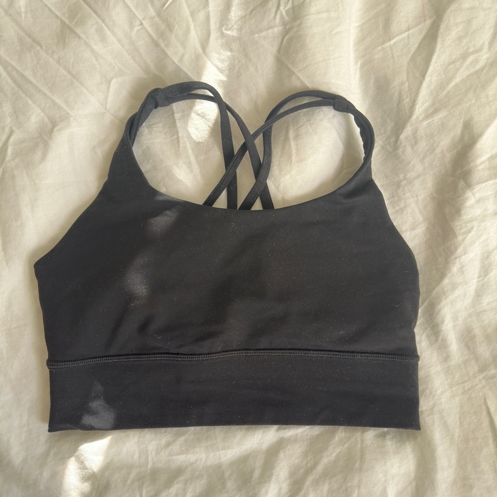 Lululemon black bra size 6